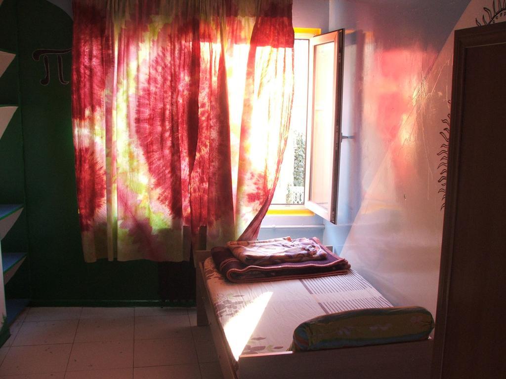 Neverland Hostel Istanbul Værelse billede